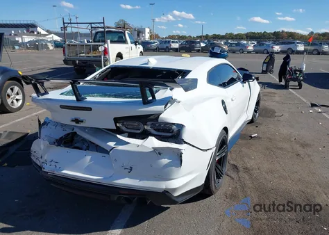 2019 Chevrolet Camaro Zl1 z USA, uszkodzony, nr VIN 1G1FJ1R65K0132123